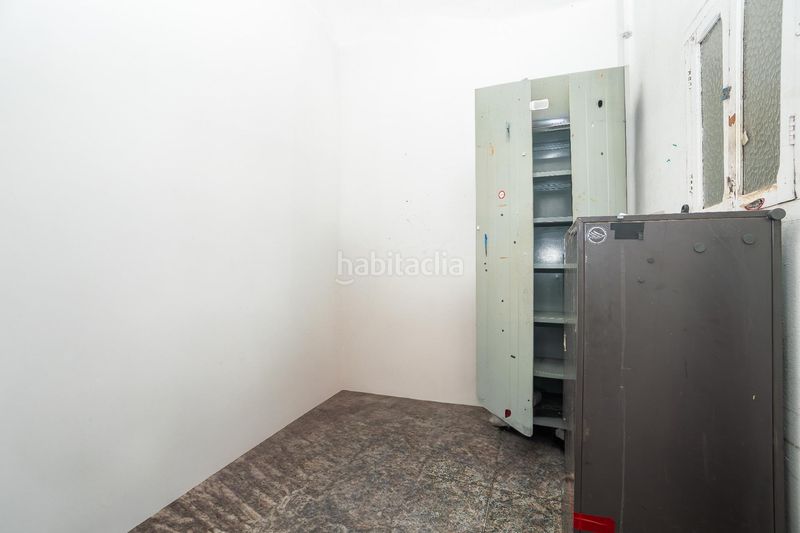Foto 38770aa8-f492-4494-b94a-e9d190265c7f. Local comercial a Silla