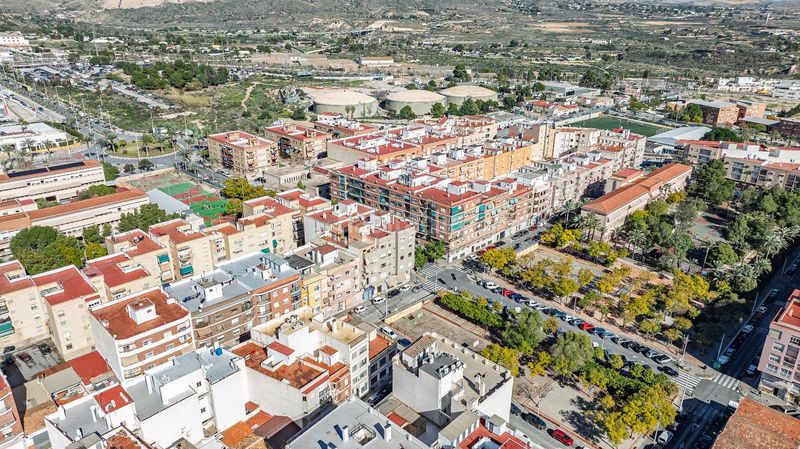 Foto e15d8986-2743-4845-ad86-561181641ee8. Pis a San Crispín Elche / Elx