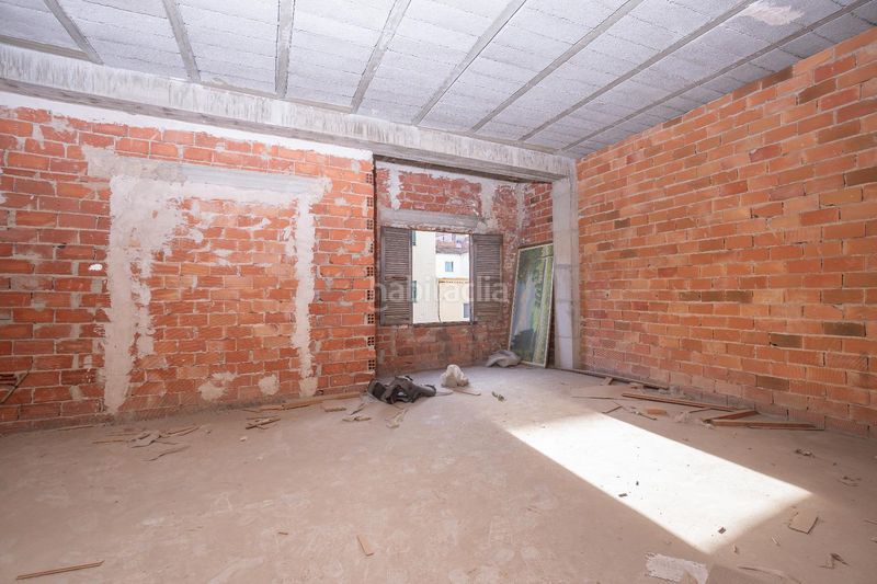 Foto a0373cfb-9a7d-43a5-925d-b88914aca5d4. Edificio  en construcción en venta , alicante en Pego