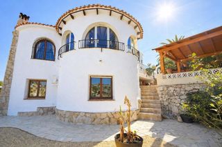 Xalet a La Viña-Montemar-San Jaime. El retiro de benissa donde el sol de la costa blanca elige desca