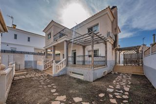 Chalet  Calle del olivo. Chalet independiente en aspe