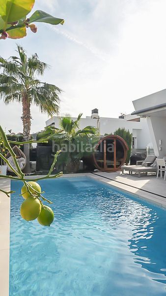 Foto 81c97998-2b88-4dac-bc7d-bc8f1d2e98d3. Casa amb calefacció aparcament piscina a balcón de Finestrat-terra marina Finestrat