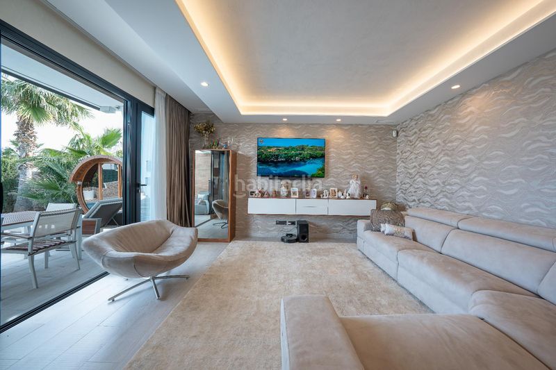 Foto f8f34838-76e6-4365-aab4-41a5f05bc327. Casa amb calefacció aparcament piscina a balcón de Finestrat-terra marina Finestrat
