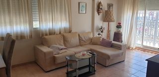 Location Appartement à El Raval - Portes Encarnades. Vivienda semireformada
