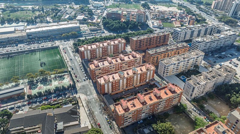 Foto 4d835cb0-def9-46e5-b367-cae45b08047c. Àtic amb calefacció aparcament piscina a Garbinet - Parque de las Avenidas Alicante