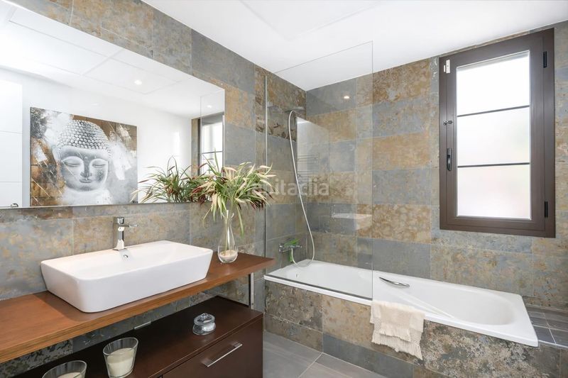 Foto 1d1d56e9-938d-48dd-a3ef-0d9ef36d5a50. Pis amb piscina a Golf Bahía Finestrat