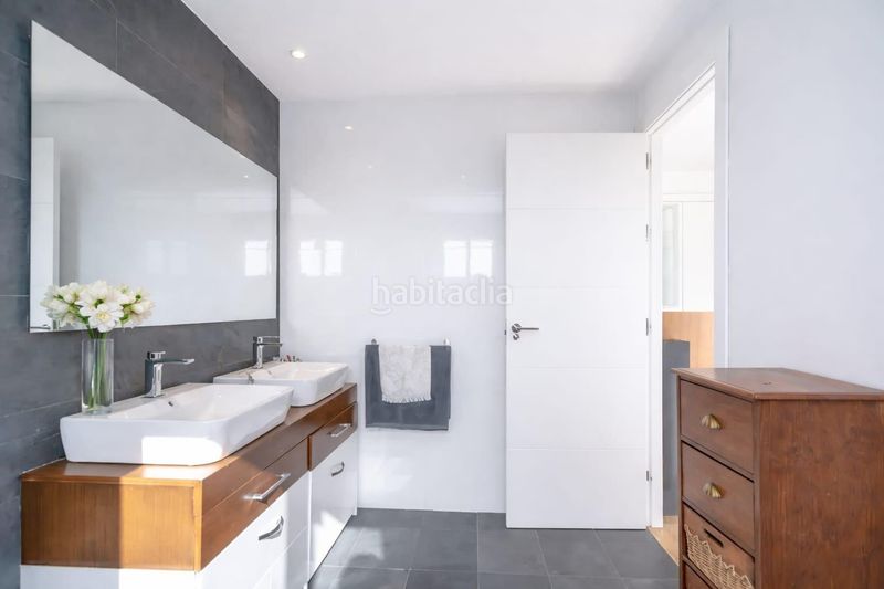 Foto dc3ccd2a-9944-45ff-b3b5-b52dfec0578e. Pis amb piscina a Golf Bahía Finestrat