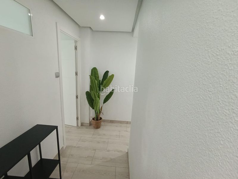 Foto f3a7b094-38c8-4c54-96e2-6a3fc1390448. Pis a Plaza Crevillente - Antiguos Juzgados - El Asilo Elche / Elx