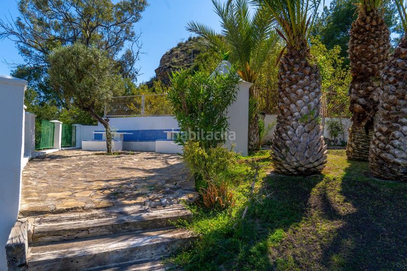 Foto a12b0121-a438-43bf-a33b-cef8a03bda3a. Casa adossada amb aparcament piscina a Poble Nou-Montiboli Vila Joiosa (la)