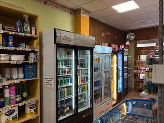 Alquiler Local Comercial en Monòver. Traspaso tienda 24h en activo