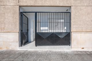 Local Comercial  Carrer de joaquim martínez macià. Local en elche