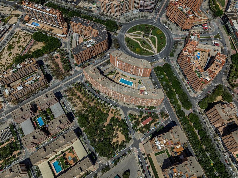 Foto 08fc7a8a-78ea-4767-97f5-06ab5c50284e. Etagenwohnung mit parking pool in Garbinet - Parque de las Avenidas Alicante