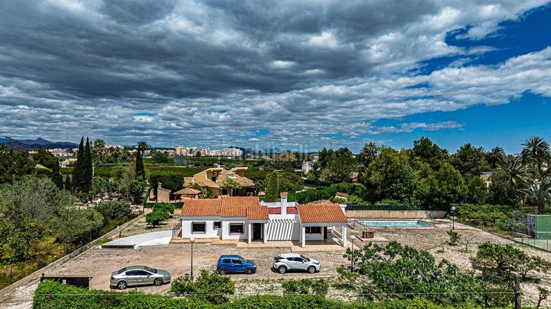 Foto 36e930dd-e6b8-4c8b-a71f-8b1543b7608c. Casa amb aparcament piscina a Alzabares Elche / Elx