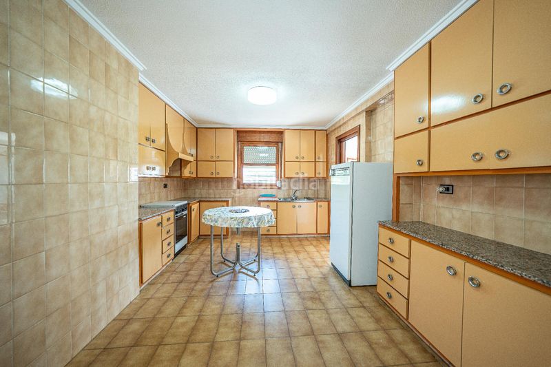 Foto b50cd1ca-1339-481c-865a-ee9c6d497600. Casa amb aparcament piscina a Alzabares Elche / Elx