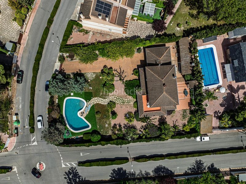 Foto 42712d64-67a0-4b23-a503-32e5c011c356. Xalet amb aparcament piscina a Petrer