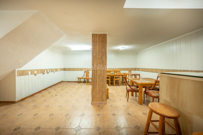 Foto b23c3f2b-5c3b-4a6e-87f2-f8aa3444fcd2. Xalet amb aparcament piscina a Petrer