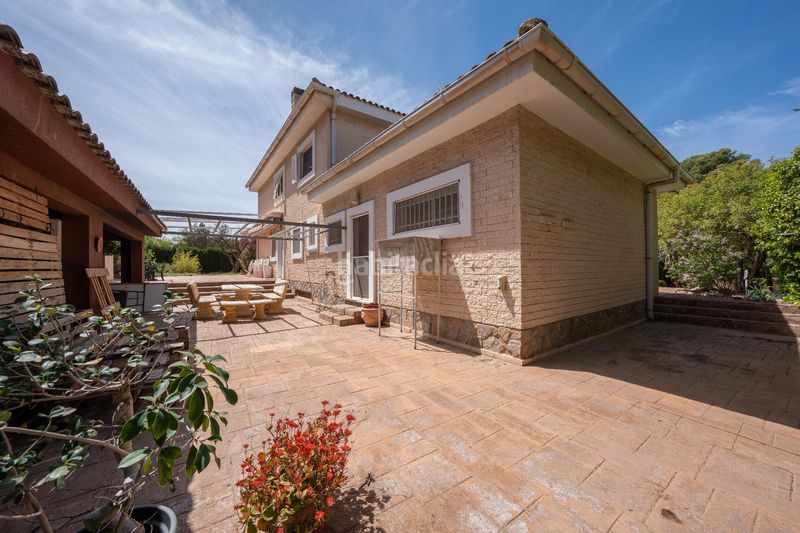 Foto bbf0b3e5-10f5-461c-ab77-c4e3ea41f215. Xalet amb aparcament piscina a Petrer
