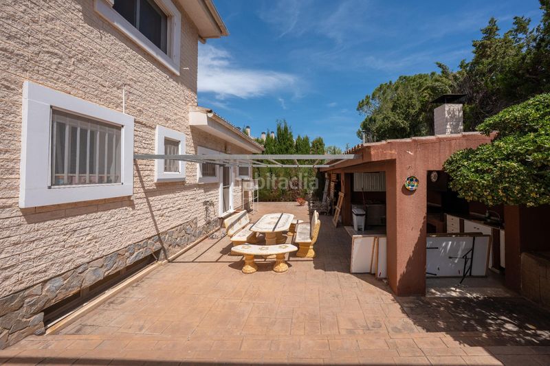 Foto dde2d8a7-59a5-48af-a65b-48c6a344c865. Xalet amb aparcament piscina a Petrer
