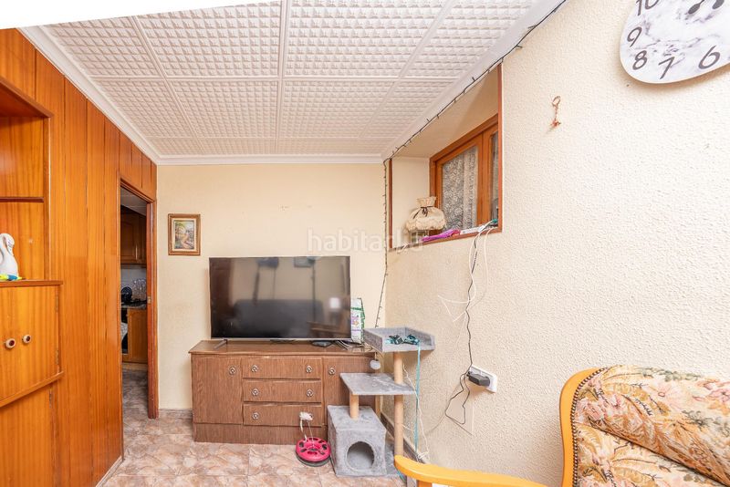 Foto 2158db09-72ed-4422-9adc-907ba5fd6d52. Casa adossada a Ibi