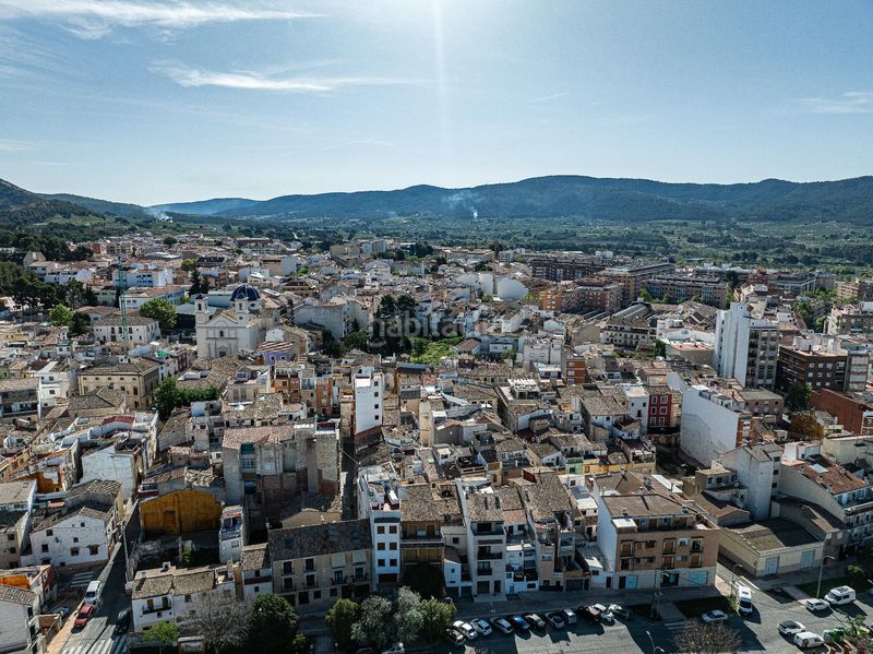 Foto 46265882-3bf4-4c26-a0b4-cf67d50f67c7. Casa adossada a Ibi