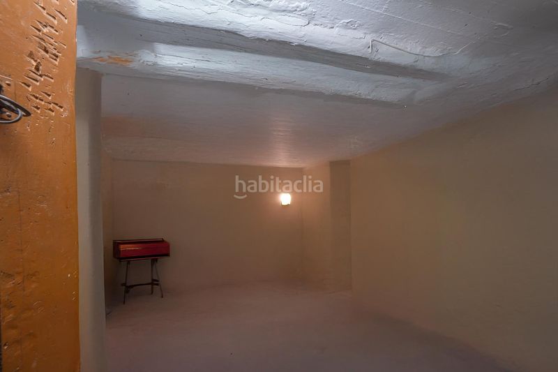 Foto a7973cf8-b186-4cb7-a7ec-13be3b42dd92. Casa adossada a Ibi