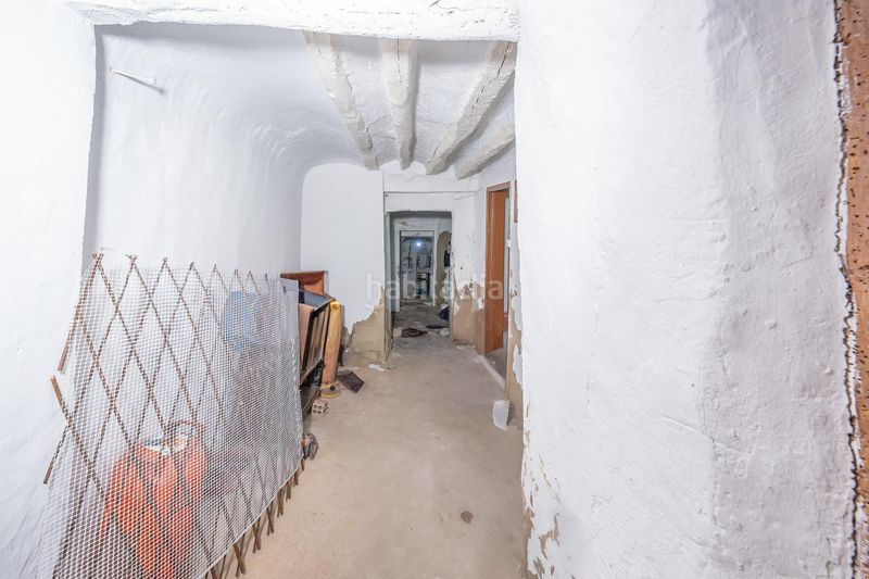 Foto b50c20ee-c7c7-4c52-8d58-25ed98ff7d28. Casa adossada a Ibi