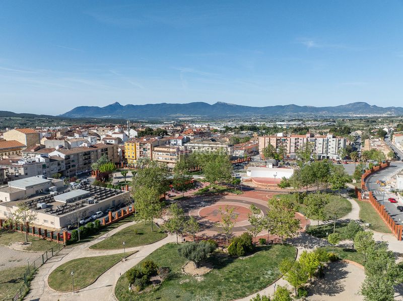 Foto d7d45a48-af0d-4bc1-a2fe-9db95ae682da. Casa adossada a Ibi