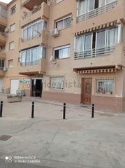Oficina en Pulpí. Oportunidad de adquirir una clínica médica bien establecida en a