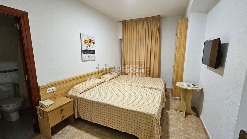 Foto a12b6b28-ca53-48f5-9a20-7e049ff6da6c. Edifici a El Altet Elche / Elx