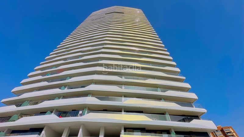 Foto a91d7af8-71f2-4a18-90d4-78410beda452. Pis amb aparcament piscina a Playa Poniente Benidorm
