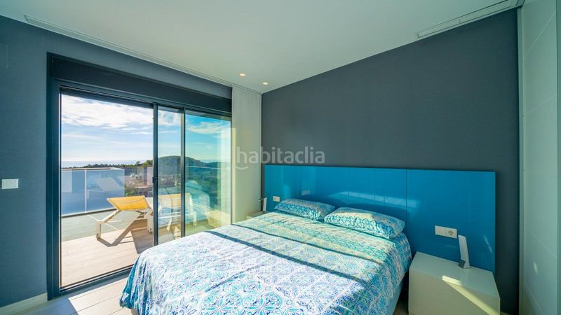 Foto eacd4ca0-9a04-4bfe-8f7a-4ff3e8de7799. Casa adossada amb calefacció aparcament piscina a Finestrat