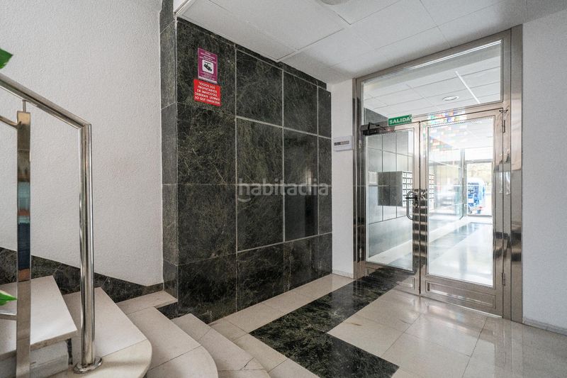 Foto 2aedf899-d490-4fb6-8497-2ce34f35e78c. Apartament amb aparcament a Levante Alto Benidorm