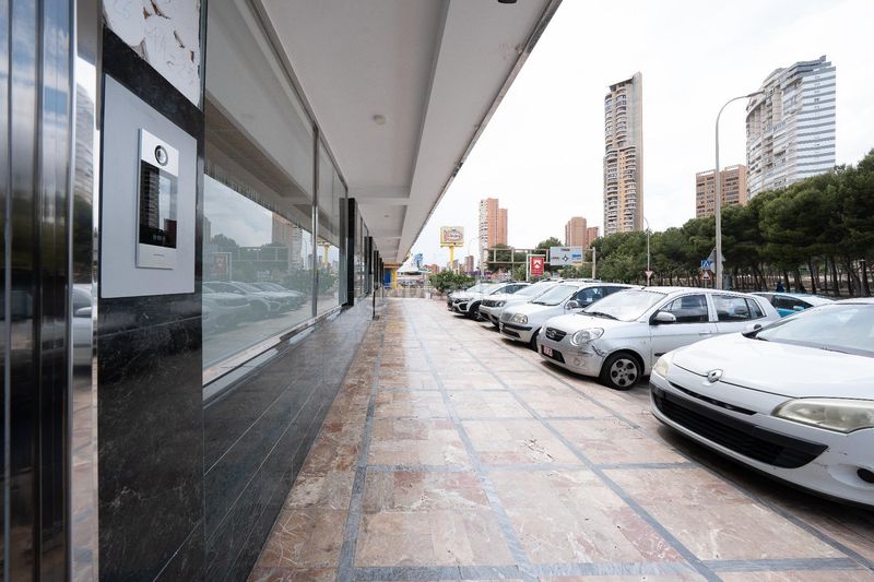 Foto 74dcd896-89f2-44de-936e-5924e15fce8f. Apartament amb aparcament a Levante Alto Benidorm
