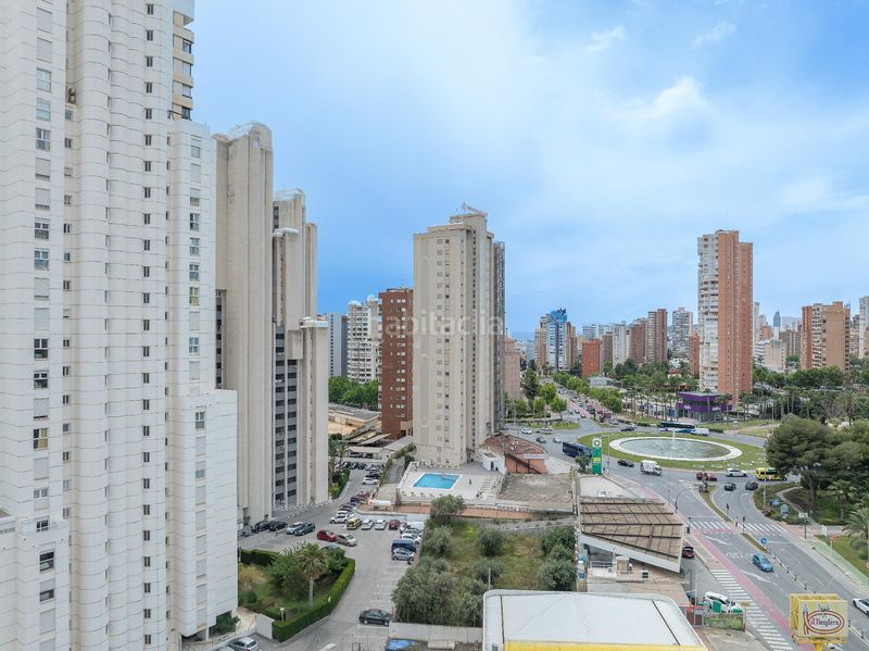Foto ca208143-50dd-411a-bbc8-088ca65aa0e3. Apartament amb aparcament a Levante Alto Benidorm