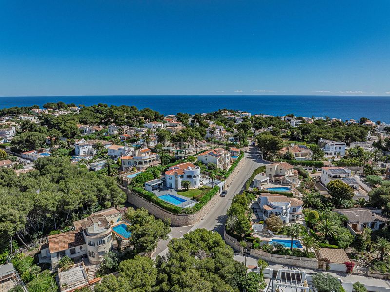 Foto 16ba7abf-b4aa-4fb1-8d85-14fdaf6b73d6. Casa amb calefacció aparcament piscina a Portichol-Balcón al Mar Xàbia
