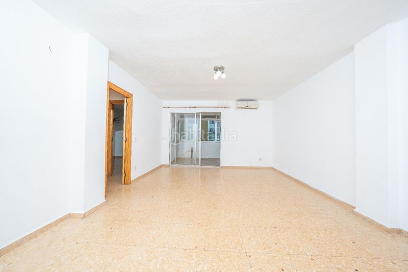 Foto a14a1cc8-3464-4808-a99e-870bfe19fda6. Pis a Saladar Dénia
