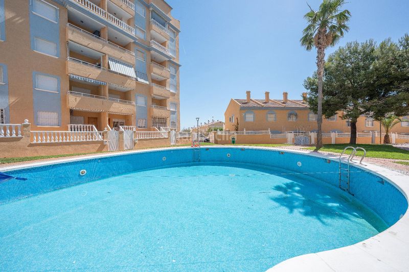 Foto 06fafbc3-b0a2-4a0a-a8b2-5d3ff9076350. Casa amb piscina a Los Arenales del Sol Elche / Elx
