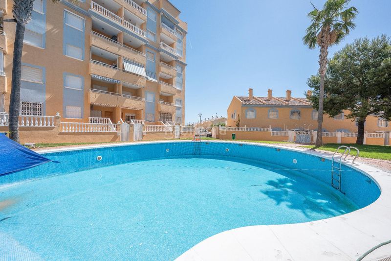 Foto 55e9e18b-9dc9-46b3-a0c1-1d2b654be6c8. Casa amb piscina a Los Arenales del Sol Elche / Elx