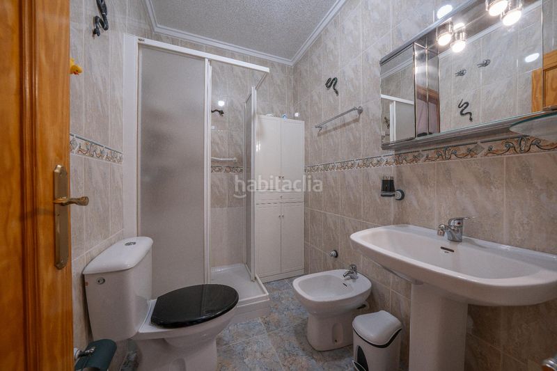 Foto 6a6e0abd-5c3a-468c-951c-675b24837cc4. Casa amb piscina a Los Arenales del Sol Elche / Elx