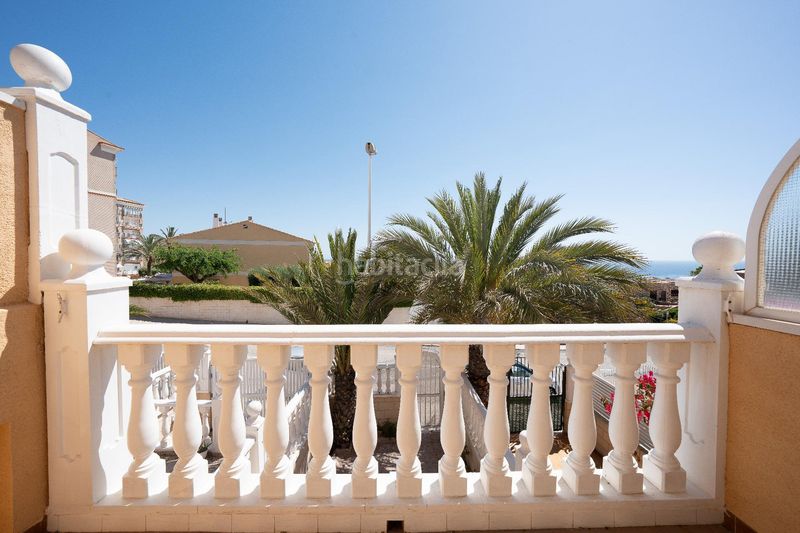 Foto 85cef126-f398-4762-ba85-7ada9df0f46b. Casa amb piscina a Los Arenales del Sol Elche / Elx