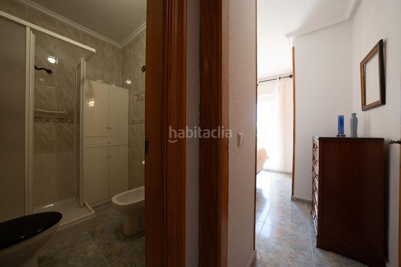 Foto b2c195dd-f791-4dfc-b7c2-8f399f4f140e. Casa amb piscina a Los Arenales del Sol Elche / Elx