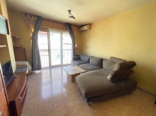 Apartament  Pasaje ordana. Piso amplio de 3 hab y 2 baños con terraza en el corazón de sant