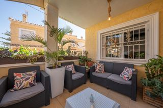 Casa adossada  Urbanizacion los altos. Chalet adosado en torrevieja con vistas al mar