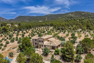 Bauernhof  Carretera cv-804 km-3. Masía con encanto en biar, ideal como residencia privada o proye