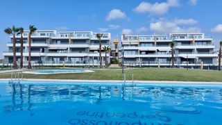 Piccolo appartamento in Calle nicaragua de 4. Exclusivo apartamento nuevo en balcón de finestrat con vistas es