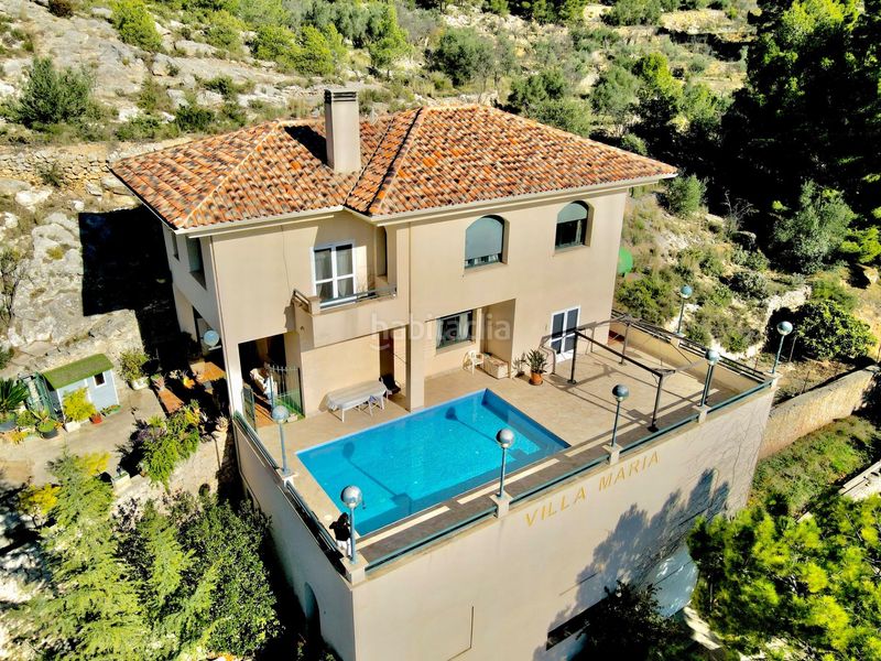 Foto 19329d26-0b49-412b-9150-677c651fd7d2. Masia amb calefacció aparcament piscina a Cocentaina