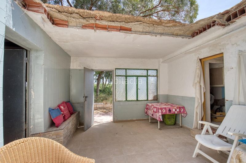 Foto 4e6cc58e-87cd-4365-931e-52b575c80031. Casa amb aparcament piscina a La Marina Elche / Elx