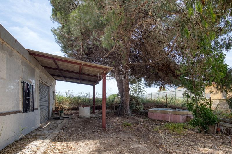 Foto a5fcb4d9-0024-4a52-b3c6-af497dfb60ec. Casa amb aparcament piscina a La Marina Elche / Elx