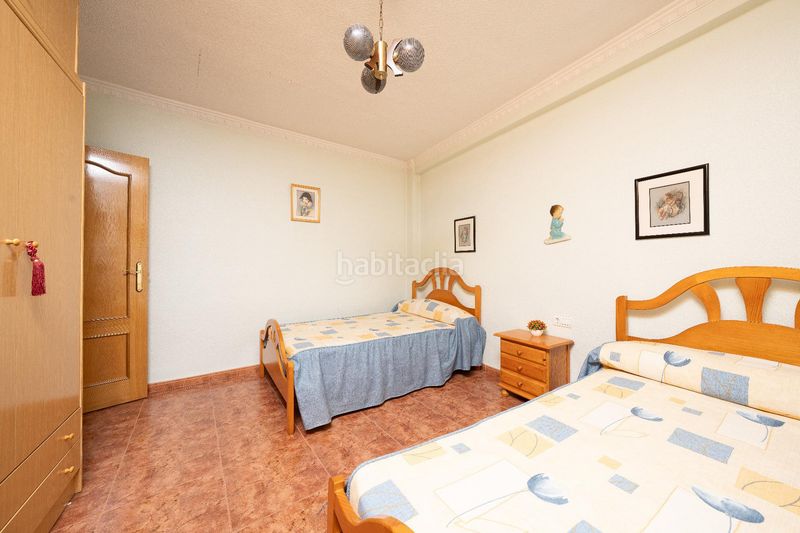 Foto ec38b699-f6a7-4f10-9dda-fb44088be0ab. Pis a Carrús Oeste Elche / Elx