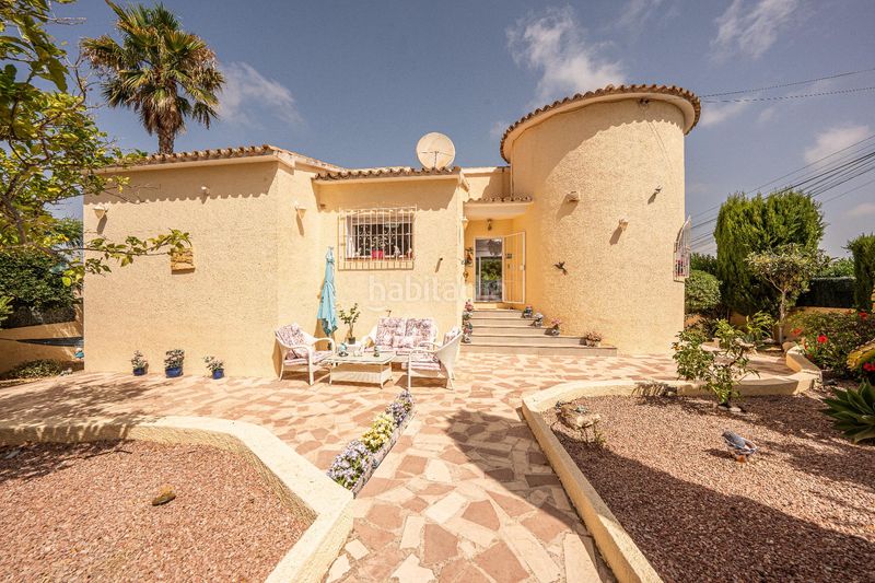 Foto c43810fa-f1e9-46c0-ac0d-55064951a140. Xalet amb calefacció aparcament piscina a La Fustera Benissa